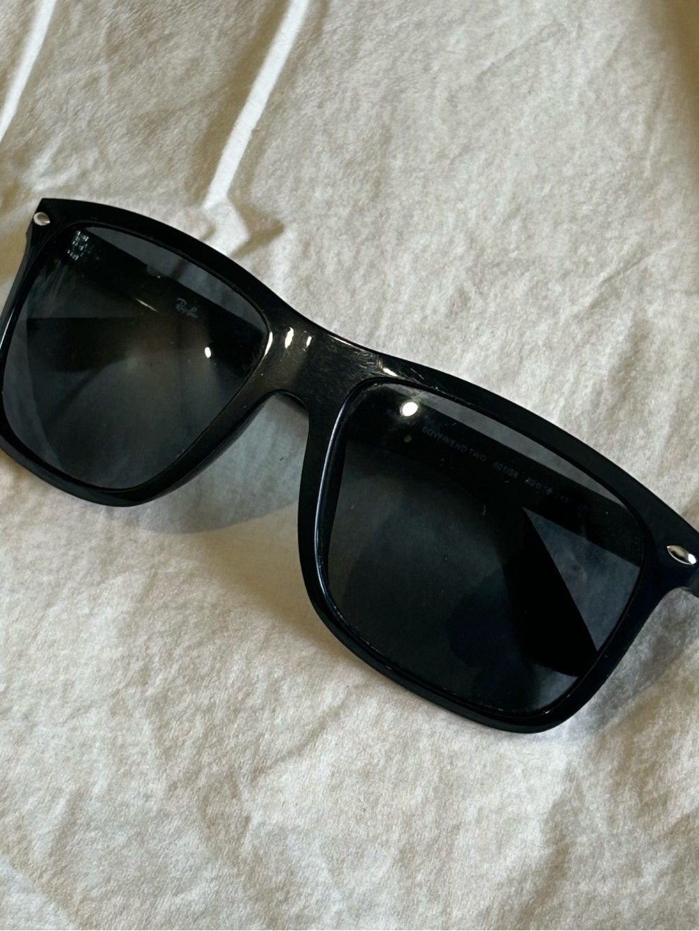 Ray-Ban Boyfriend Two RB4547 Black Polarized Sunglasses